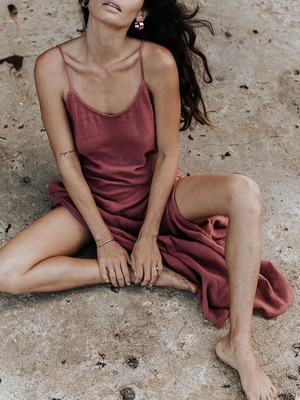Xs/ small 
Bahhgoose Women's rose Dress - Dusty Rose/ salmon color